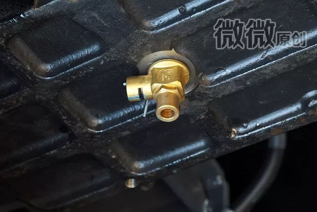 挖掘機冬季保養(yǎng)