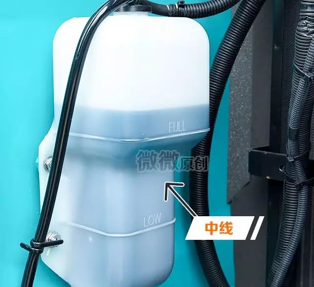 挖掘機冬季保養(yǎng)